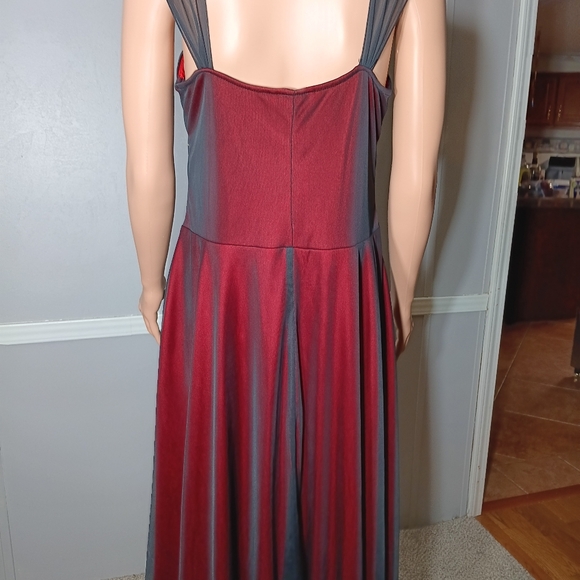 Formal dress size large - Picture 8 of 9